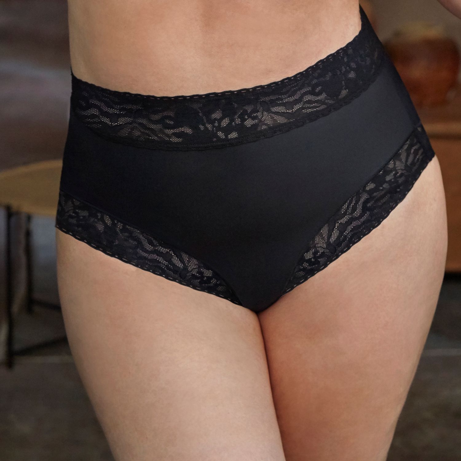 Kalhotky Janira 1030318 Slip Super High Soft Lace